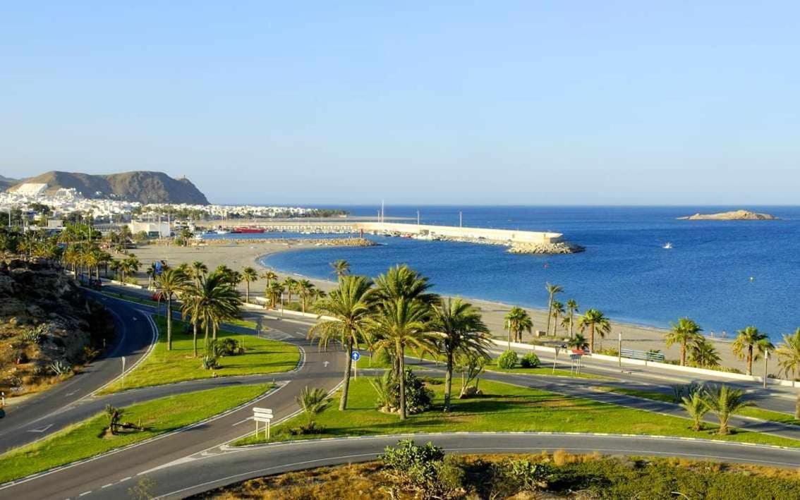 Las Marinicas Primera Linea De La Playa Карбонерас Экстерьер фото